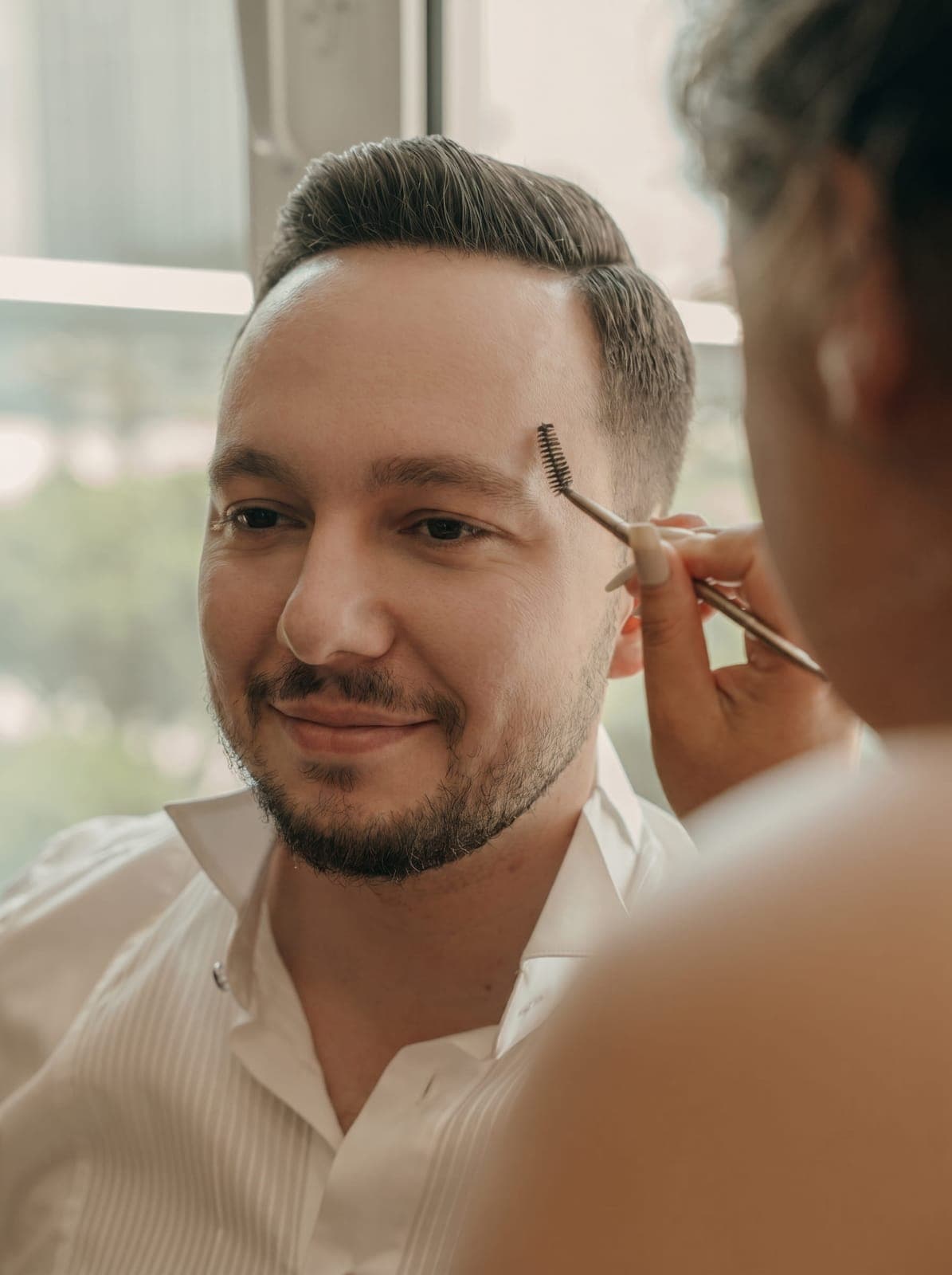 The Groom's Shave: The Flawless Ritual of the Wedding Morning — 3